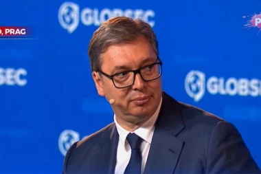 JASNE PORUKE PREDSEDNIKA VUČIĆA SA PANELA U PRAGU: Neću da lažem svoj narod, nisam optimista da ćemo ući u EU do 2028.!