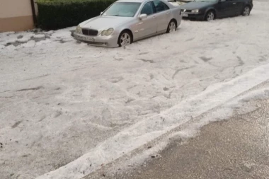 JAKO NEVREME POGODILO HERCEGOVINU! Ulice se zabelele kao usred zime! (FOTO)