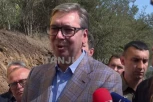 OSIGURAĆEMO DECI NA KOSOVU DOBRE NASTAVNIKE! Predsednik Vučić: Ponosan sam na tamošnje đake!