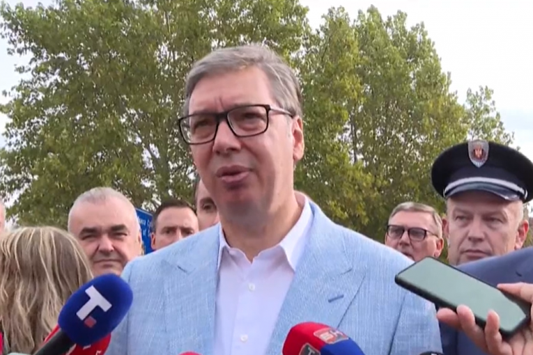 "JA SAM REKAO VIDEĆEMO"! Vučić o Putinovom pozivu: Niti želim šta da odbijam, niti prihvatam, odluku o tome ćemo donositi 10. i 15. oktobra!