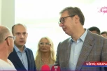 VUČIĆ U KRUPNJU! Predsednik obišao Dom zdravlja - odmah razgovarao sa građanima, jedan mu postavio posebno pitanje (FOTO)