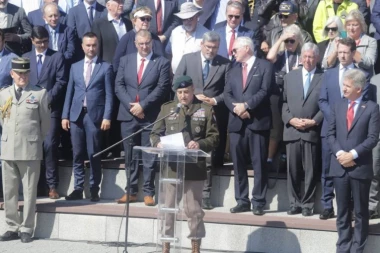 "SAD NIKADA NEĆE DOZVOLITI DA ONO ŠTO SE DOGODILO NA OVOJ SVETOJ ZEMLJI BUDE ZABORAVLJENO!" Komandat Lok se obratio na godišnjici "Halijarda"! (FOTO, VIDEO)