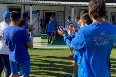 BAČKOJARČANI DOČEKALI SVOJE HEROJE: Dugo će se slaviti istorijsko ostvarenje - Mladost će imati svoje predstavnike na Evropskom prvenstvu! (FOTO GALERIJA)