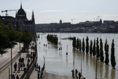 PREOKRET U BUDIMPEŠTI! Svi gledali danas u nivo Dunava, ovo se NIJE OČEKIVALO