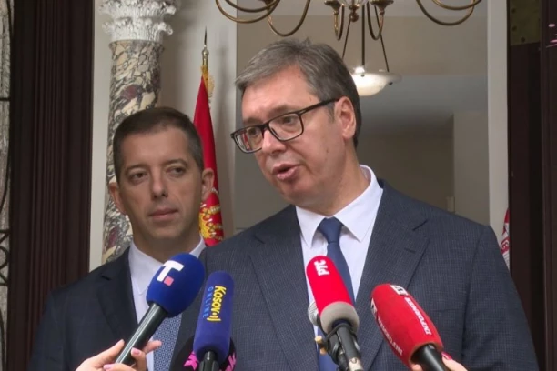 VUČIĆ SE OBRAĆA IZ NJUJORKA! Uključenje predsednika oko 15:30 časova