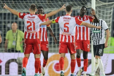 SO NA ŽIVU RANU: Grobari u neverici - navijači Zvezde preimenovali stadion u Humskoj! (FOTO)