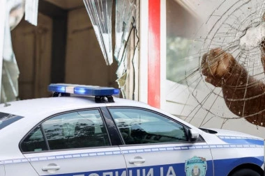 DRUG GA BACIO NA IZLOG PEKARE, ON PROLETEO KROZ STAKLO I SAV SE ISEKAO! Detalji povređivanja učenika na Starom gradu!