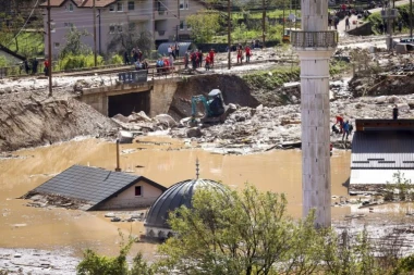 Bujica odnela kuće i porodice u BiH: Desetine mrtvih i nestalih! ČITAJTE U SRPSKOM TELEGRAFU!