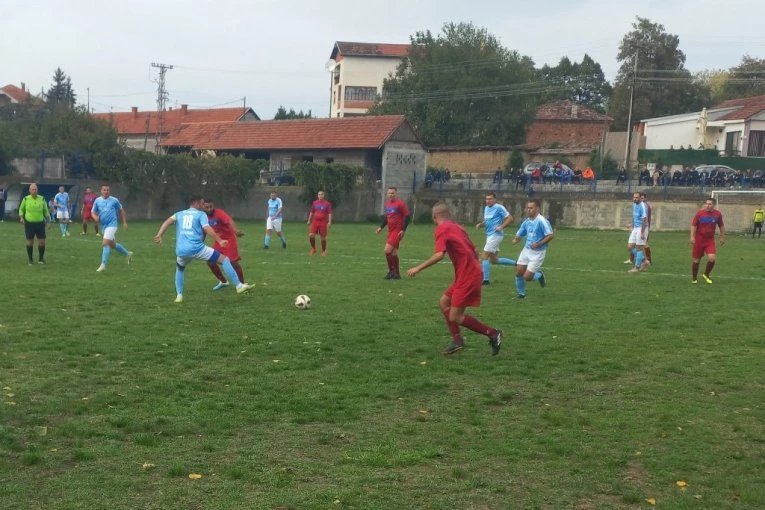 IBRIĆ BRŽI OD SUDIJSKOG ZVIŽDUKA: Imali su gosti i dva gola prednosti, ali su na kraju morali da se zadovolje bodom! (FOTO GALERIJA)