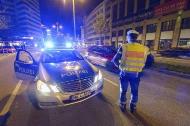 POLICIJA PRIVELA DEČAKA (15): Planirao napad na crkvu u centru grada!