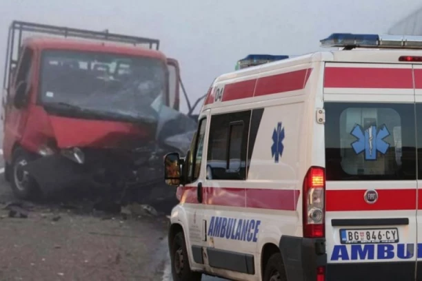 OTAC SA TRI ĆERKE ŽURIO NA SLAVLJE, PA PRETICAO PREKO PUNE LINIJE: Detalji sudara u kom je šest osoba povređeno kod Čestobrodice (FOTO)