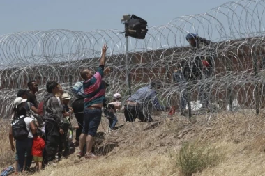 TRAMPOV "CAR GRANICE" TVRDI DA JE SKORO 1000 LJUDI UHAPŠENO U JEDNOM DANU! Migranti od inauguracije nemaju mira u SAD!