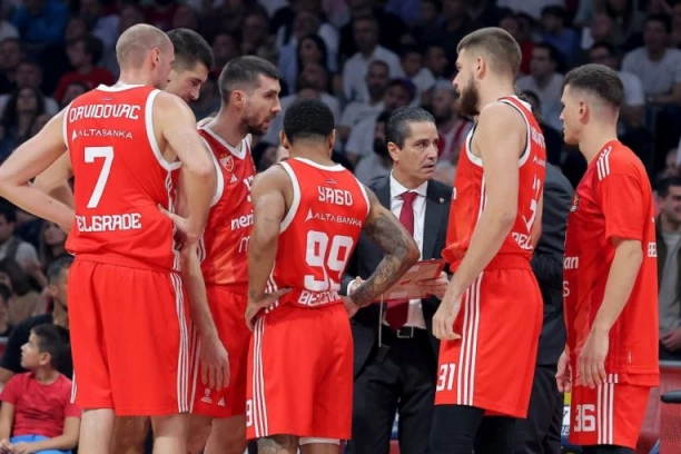 ZVEZDA - BARSELONA: Crveno-beli imali loš start, ali Teodosić vraća Crvenu Zvezdu u igru