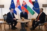 POČEO TRILATERALNI SASTANAK U SLOVAČKOJ! Vučić sa Orbanom i Ficom o ključnim pitanjima - U 13 ČASOVA OBRAĆANJE LIDERA