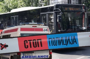 BEŽIVOTNO TELO PRONAĐENO U ZEMUNU! Leš muškarca u napuštenom autobusu primetio prolaznik