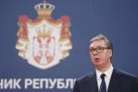 VUČIĆ U INTERVJUU ZA BLUMBERG: Novi američki predsednik treba da predloži plan za primirje u Ukrajini