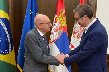 "IMAO SAM POSEBNU ČAST!" Vučić se sastao sa brazilskim profesorom Nastarijem! (FOTO)