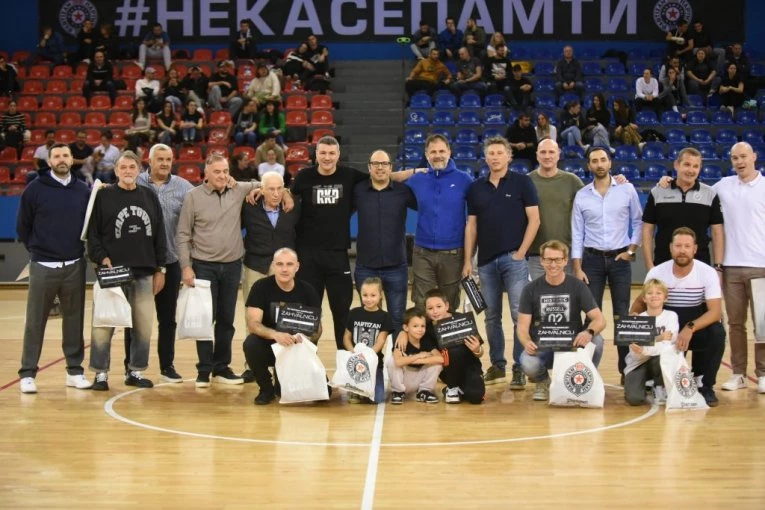 NEKA SE PAMTI: Partizan AdmiralBet pre tačno 25 godina odigrao prvu utakmicu u Ligi šampiona! (FOTO GALERIJA)