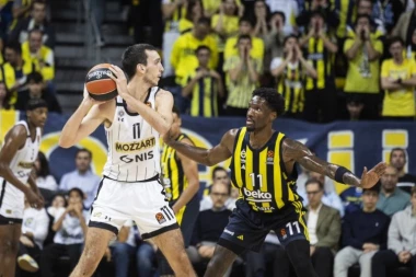 PARTIZAN RAZBIJEN NA BOSFORU: Crno-beli bez ikakve šanse protiv Fenerbahčea