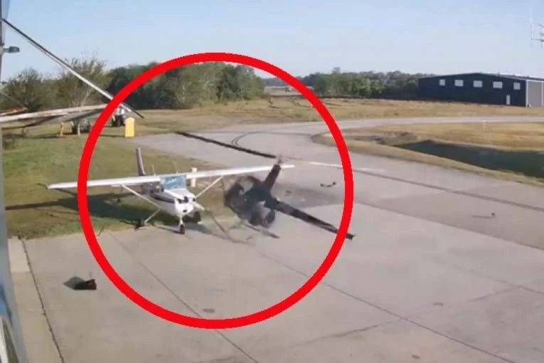 UŽAS NA AERODROMU! Helikopter se zakucao u avion, NADZORNA KAMERA SNIMILA CEO INCIDENT (VIDEO)