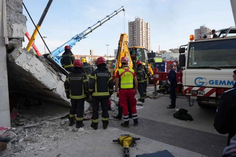 SAZNAJEMO! Svi uhapšeni zbog pada nadstrešnice na Železničkoj stanici Novi Sad biće danas saslušani!