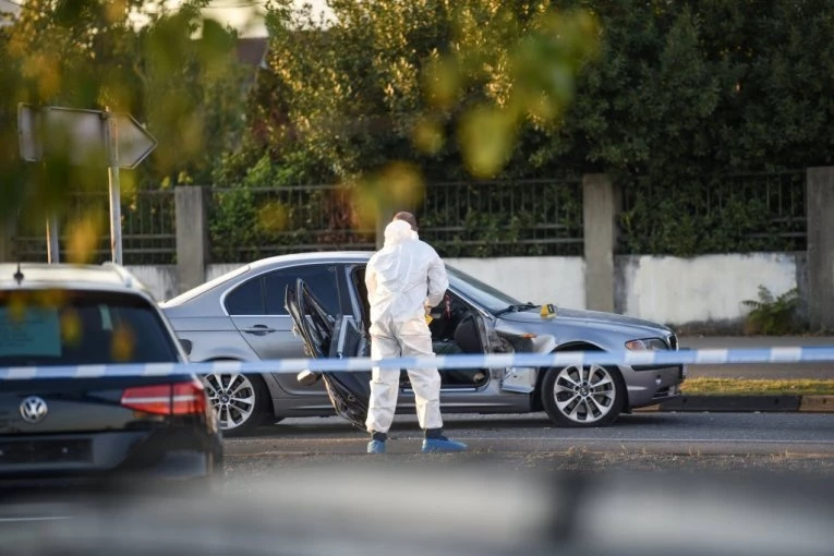 UBICE KAVČANA U UKRADENOM AUTOMOBILU ZAPALILE I PUŠKE! Najnoviji detalji dvostruke likvidacije u Podgorici! (FOTO)