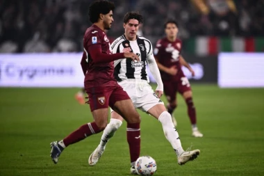 PONOVO NEMA KORISTI OD VLAHOVIĆA! Juventus srušio Torino, ali bez pomoći Srbina!