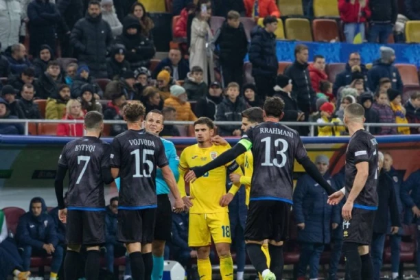 SKANDAL U BUKUREŠTU! Fudbaleri lažne države Kosovo napustili teren, pa uradili OVO!