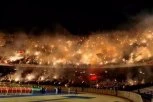 SPEKTAKULARNO: Pogledajte vatrenu atmosferu na derbiju! (VIDEO)