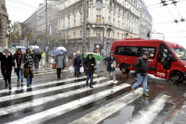 UPOZORENJE NA DVE OPASNE POJAVE: Od sutra ponovo sneg u Srbiji!