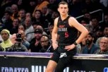 NBA NOĆ ZA NAMA: Milvoki ugasio vrelinu Majamija - Jović presedeo kompletan meč na klupi! (VIDEO)