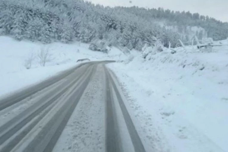 NE NAPUŠTAJTE KUĆE ZA VIKEND! Jezivo upozorenje meteorologa, očekuje se veliki talas snežnih padavina