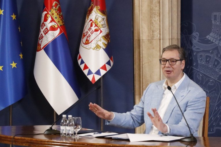 "SRAM VAS BILO" Predsednik Vučić o političkoj zloupotrebi sina premijera Vučevića