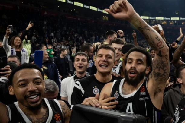 PARTIZAN VASKRSAO ZBOG ZVEZDE MERIDIANBET: Crno-beli gaze zahvaljujući večitom rivalu