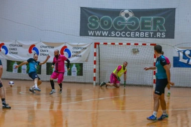 MINIMALAC SPORTALA PROTIV FNS: Nastavljeno takmičenje u amaterskom futsalu