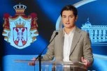 VODE "VINO I VUVUZELE POLITIKU"! Brnabić: Skupština će raspravljati o zahtevima opozicije, ali nemaju kvorum, već prave POLITIČKI RIJALITI