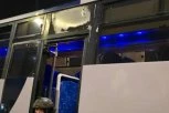 PUCANO NA AUTOBUS! Teško povređeno dete! (FOTO, VIDEO)