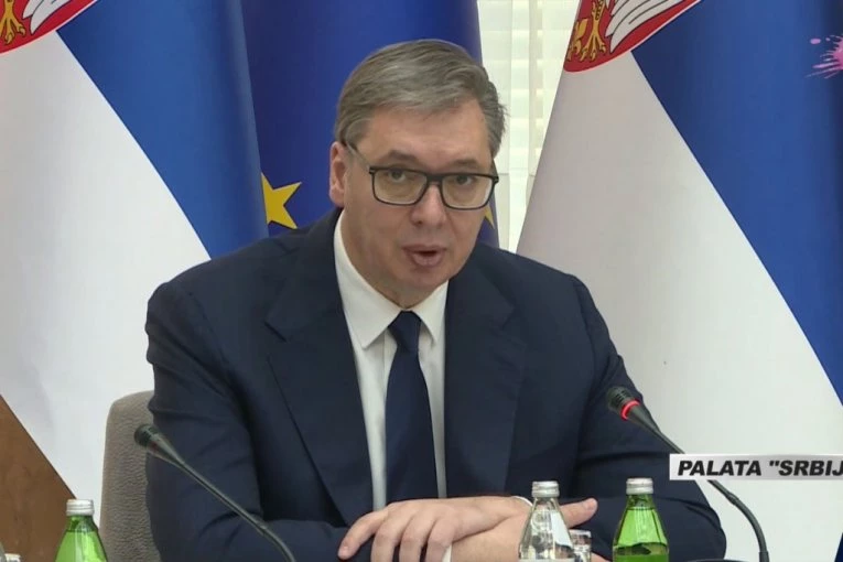 NE SMEMO DA OSTANEMO BEZ NAFTE! Vučić tražio od Vlade da se formira tim za sankcije NIS!