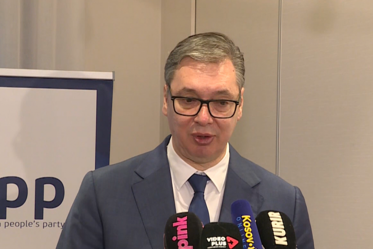 PREDSEDNIK VUČIĆ SE OBRATIO IZ BRISELA! Podigao sam Srbiju, danas smo najrazvijeniji i najsnažniji u svojoj istoriji!