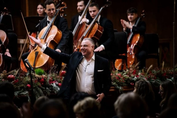 BESPLATAN BOŽIĆNI KONCERT U KOLARCU: Praznična magija uz dela klasične i tradicionalne muzike!