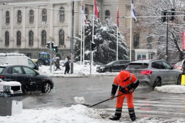 UPALJEN CRVENI METEOALARM! Pašće više od 50 centimetara novog snega - HITNO UPOZORENJE RHMZ!