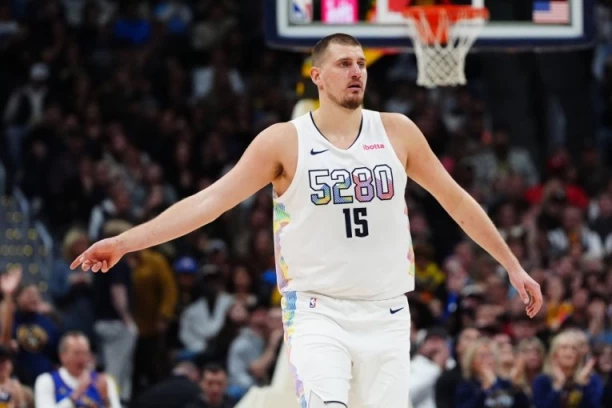 AKO  JOKIĆ OSVOJI MVP NAGRADU IMAĆE ISTO KAO I MILJENIK NBA LIGE: Evo ko je rekorder u ovom segmentu!