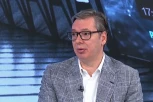 "GAZDA PRODAJE BIZNIS, JER JE DUŽAN"! Vučić o Šolaku!