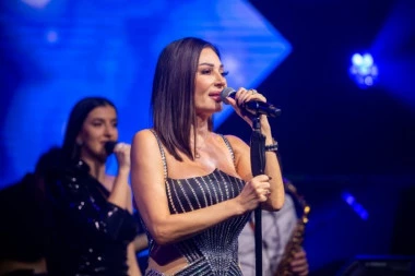 OTKAZAN CECIN KONCERT NA UŠĆU, STIGLO ZVANIČNO SAOPŠTENJE: Pevačica se hitno oglasila, pa podelila BOLNE vesti!