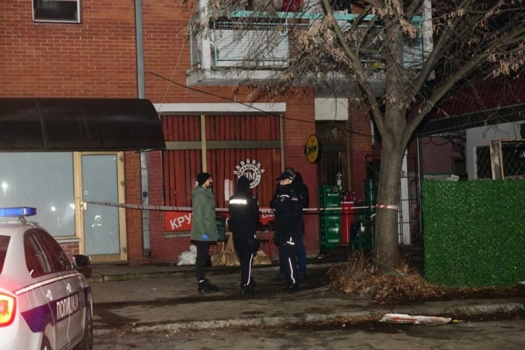 POLICIJSKI UVIĐAJ ZAVRŠEN, KAFANA HORORA PUSTA! Pripadnici MUP obezbeđuju mesto zločina u Jagodini! (VIDEO)