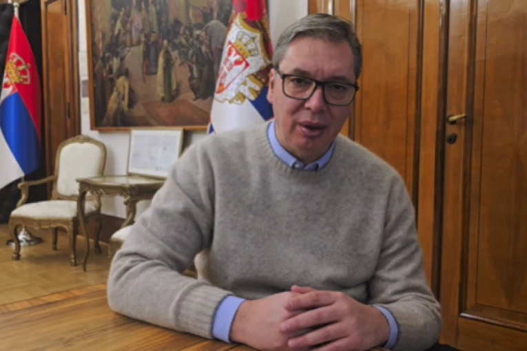 "POTREBNO JE DA OPOZICIONE STRANKE PREDAJU SAMO 67 POTPISA!" Hitno oglašavanje Vučića o referendumu: LEGITIMITET JE NAJVAŽNIJA STVAR U POLITICI! (VIDEO)