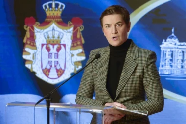 MONSTRUOZAN ČIN JEDNOG KRIMINALCA! Oglasila se Ana Brnabić povodom OBARANJA STUDENTKINJE u Ruzveltovoj!