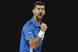 ĐOKOVIĆ SE PLASIRAO DALJE! Novak je i pored poteškoća nadmudrio Mahača!