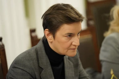 BLOKADA PARLAMENTA NEĆE BITI DOZVOLJENA! Ana Brnabić: U sredu vanredna sednica, najvažnija tema stambeni krediti za mlade!