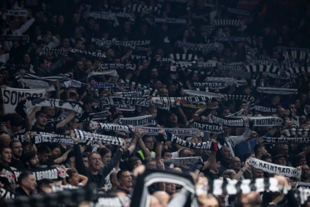 GROTLO ARENE EKSIRA EFES: Partizan otkrio koliko je karata ostalo za veoma bitan meč